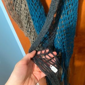 Brand new knit scarf